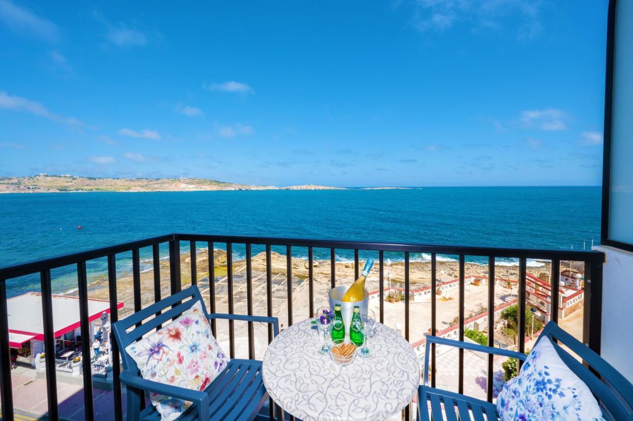 Islet Promenade Seafront Family Apartment With 2 Balconies By Getawaysmalta St. Paul's Bay Exterior foto